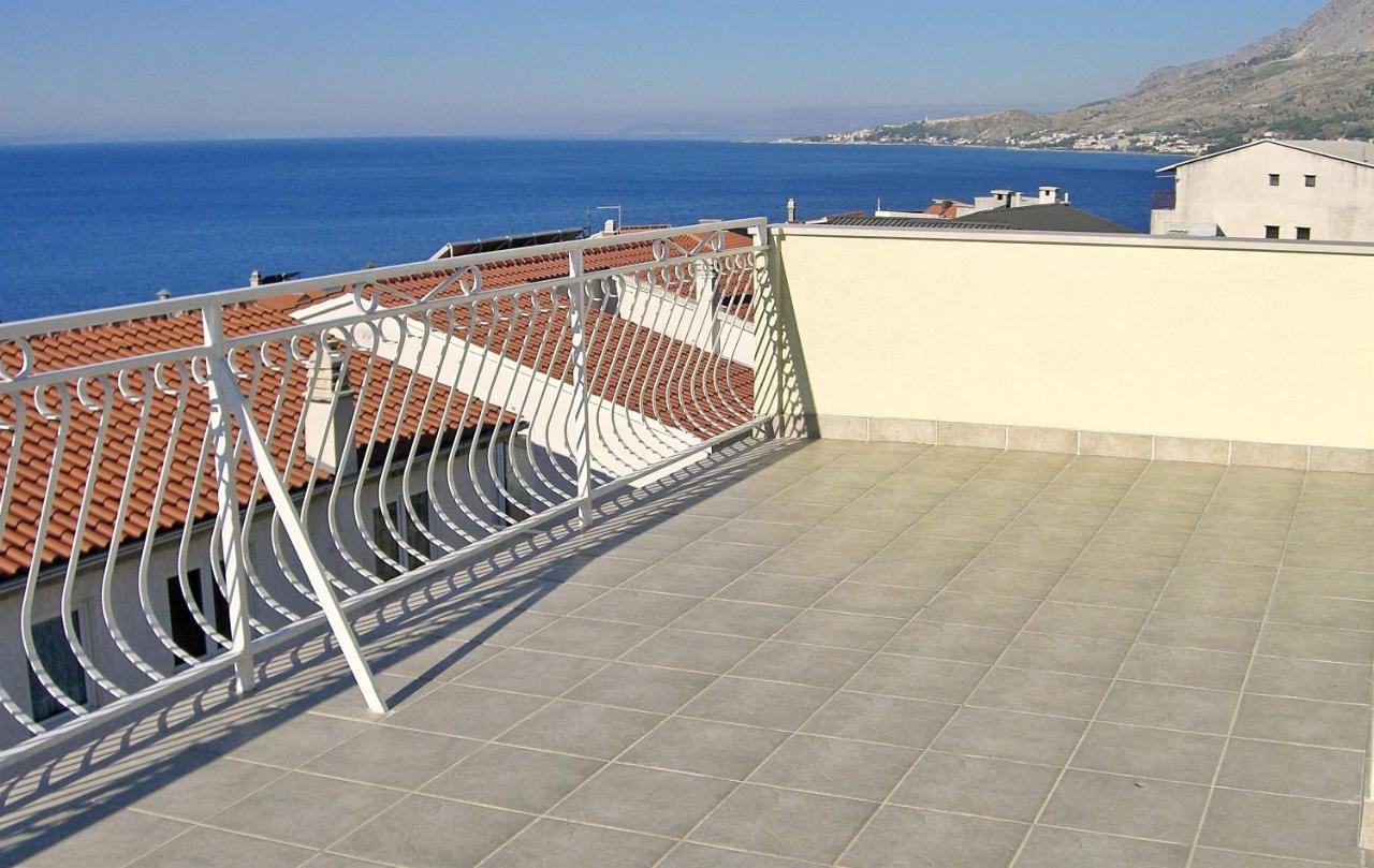 Apartments Marko Nemira Omiš Екстериор снимка