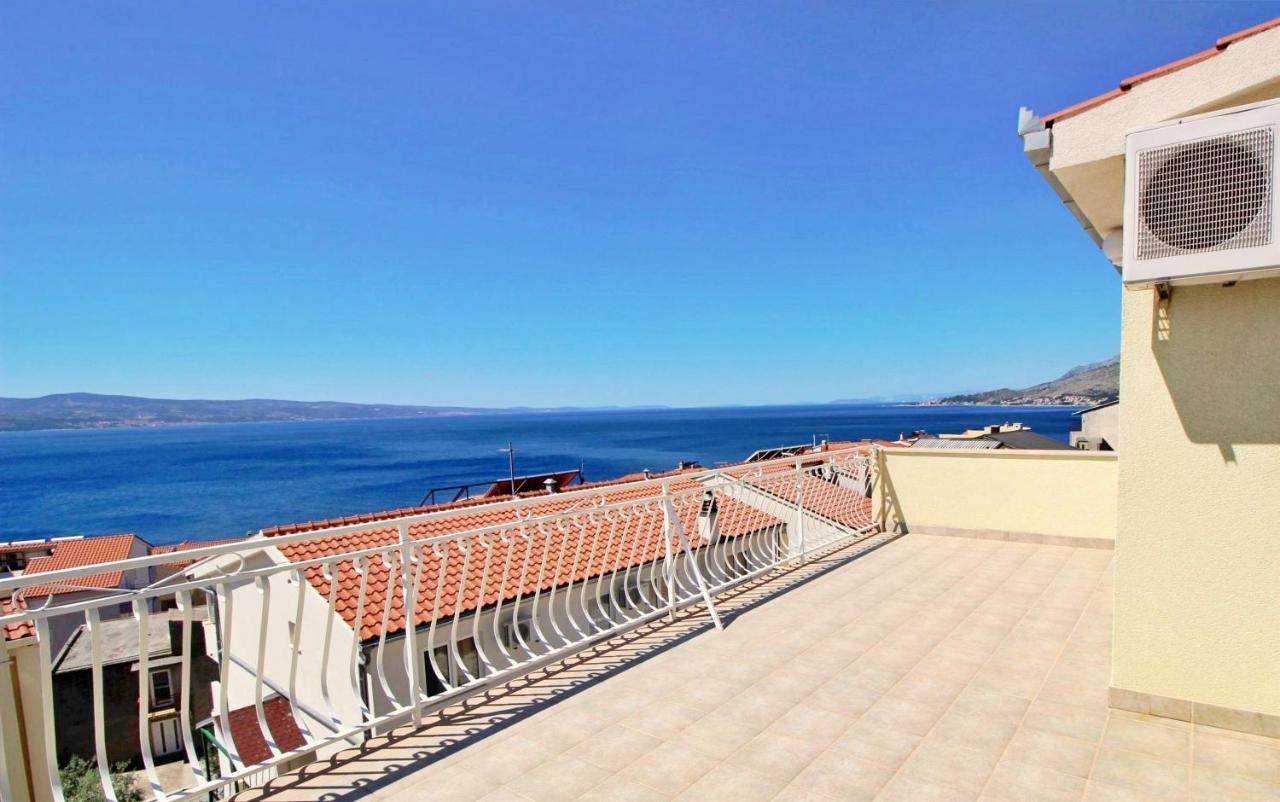 Apartments Marko Nemira Omiš Екстериор снимка