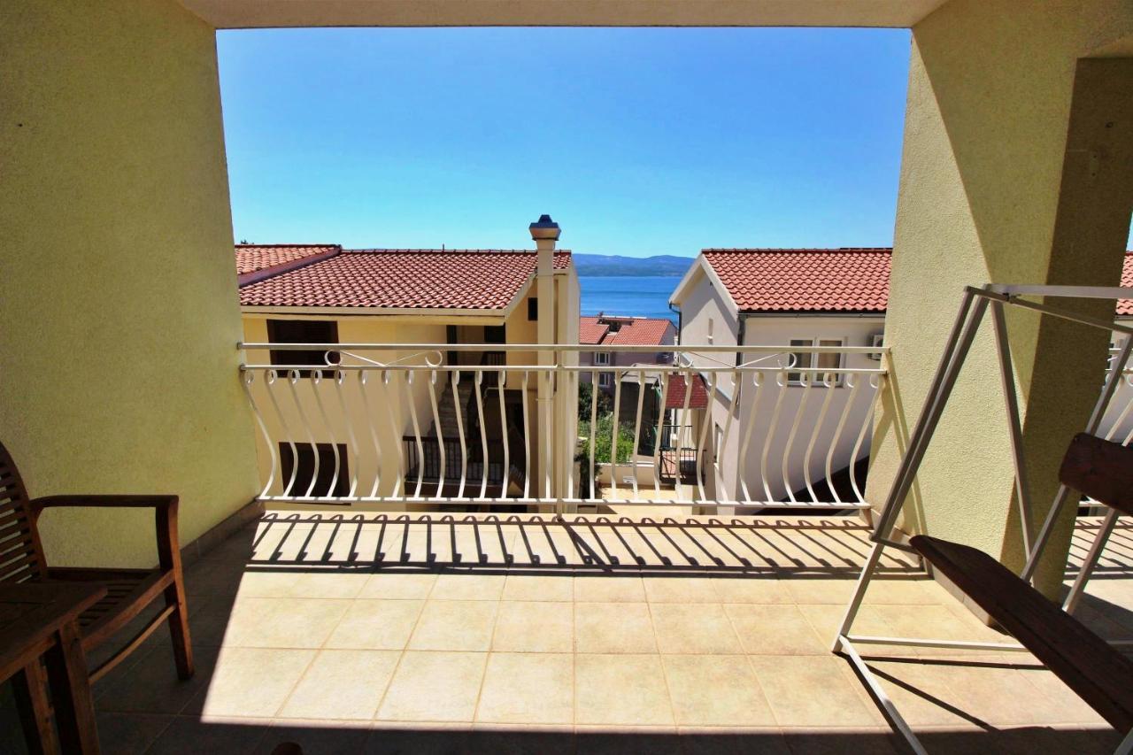 Apartments Marko Nemira Omiš Екстериор снимка