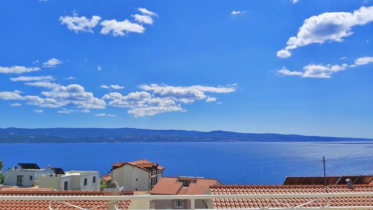 Apartments Marko Nemira Omiš Екстериор снимка
