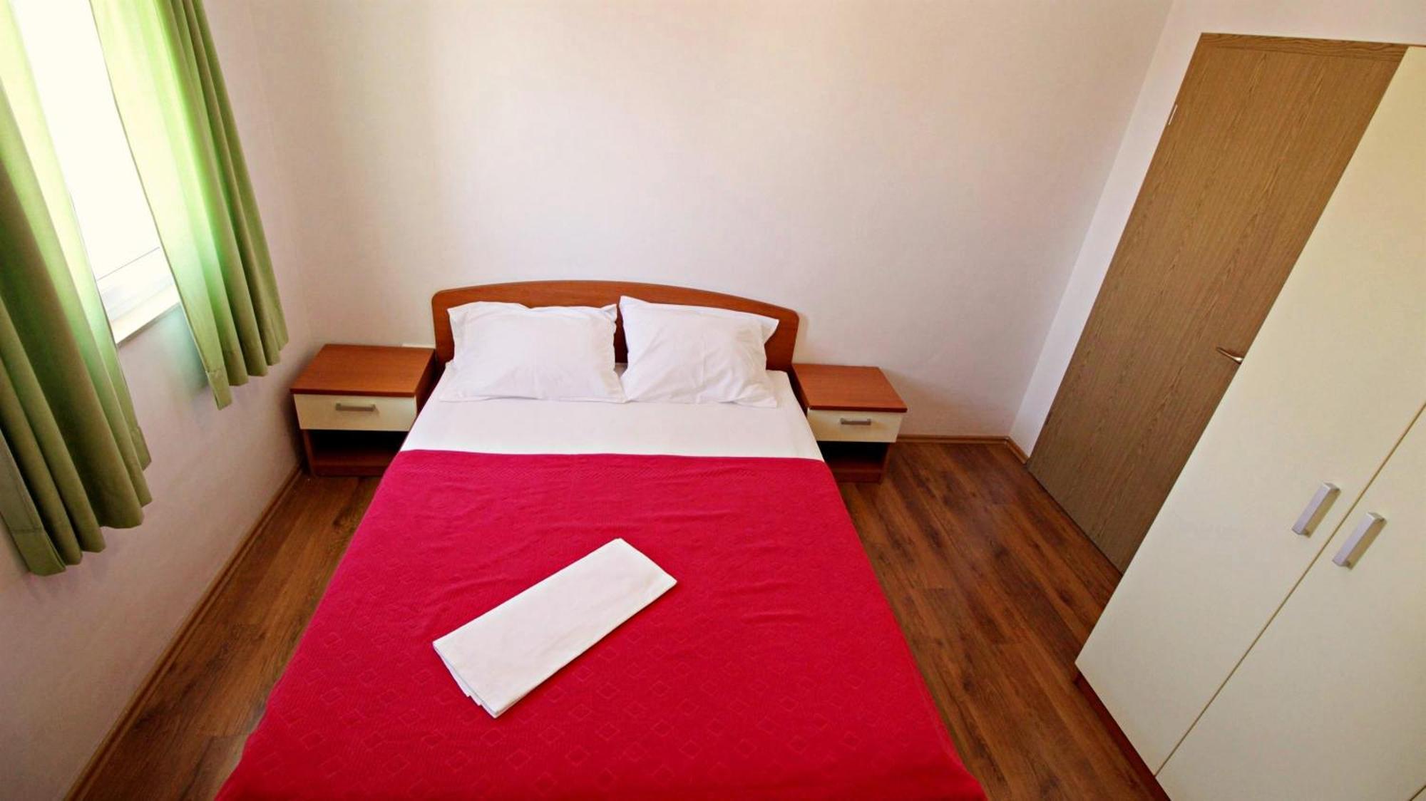 Apartments Marko Nemira Omiš Стая снимка