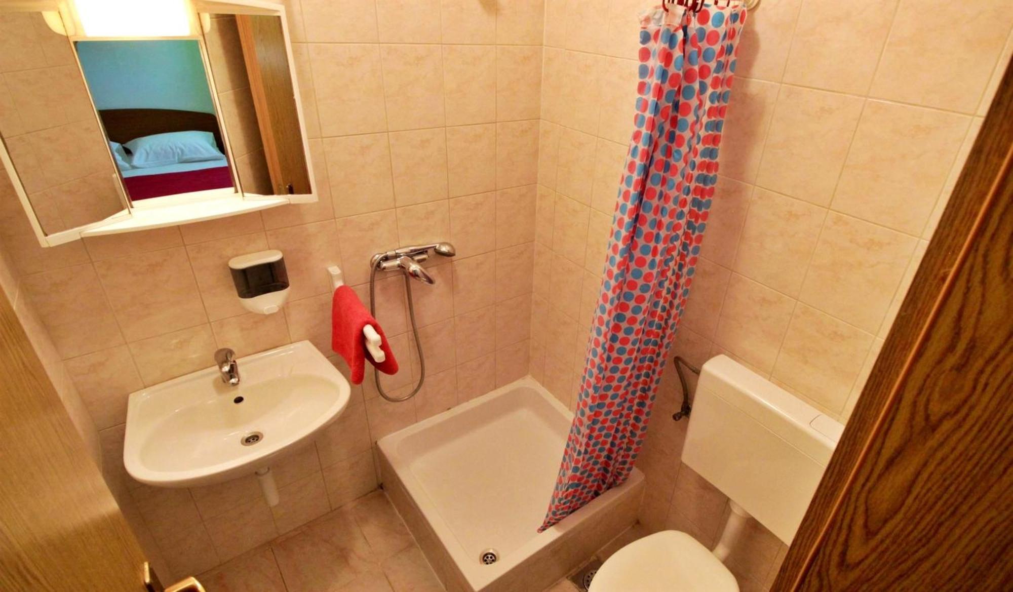 Apartments Marko Nemira Omiš Стая снимка